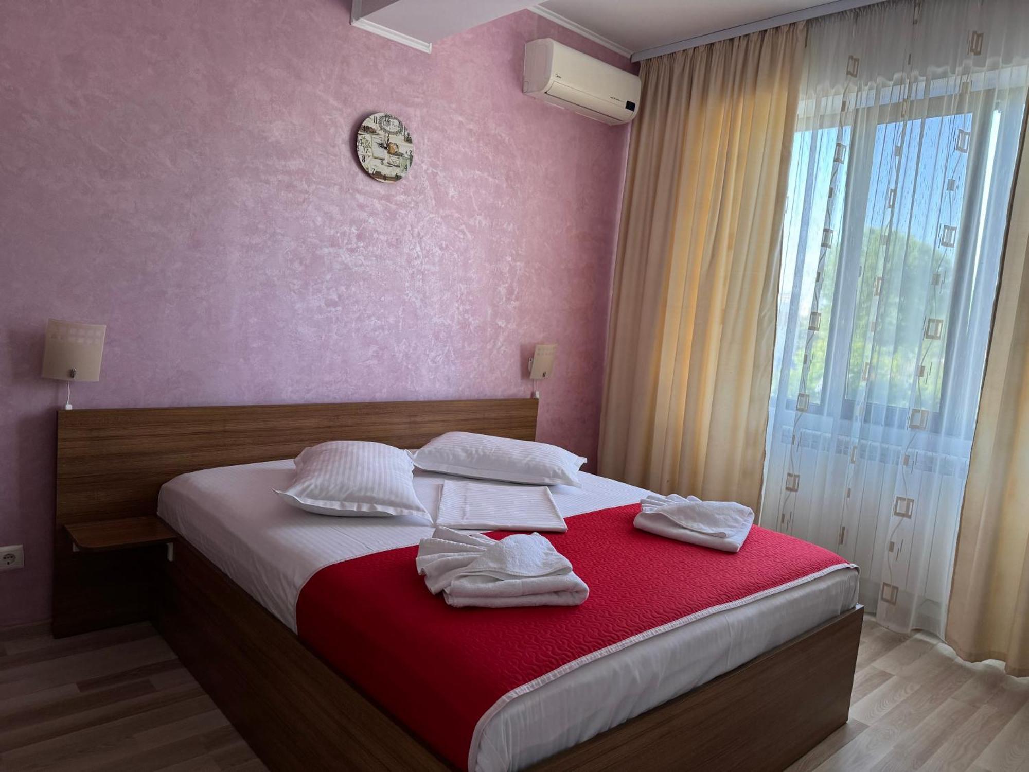 Hotel Mihaela 마마이아 외부 사진
